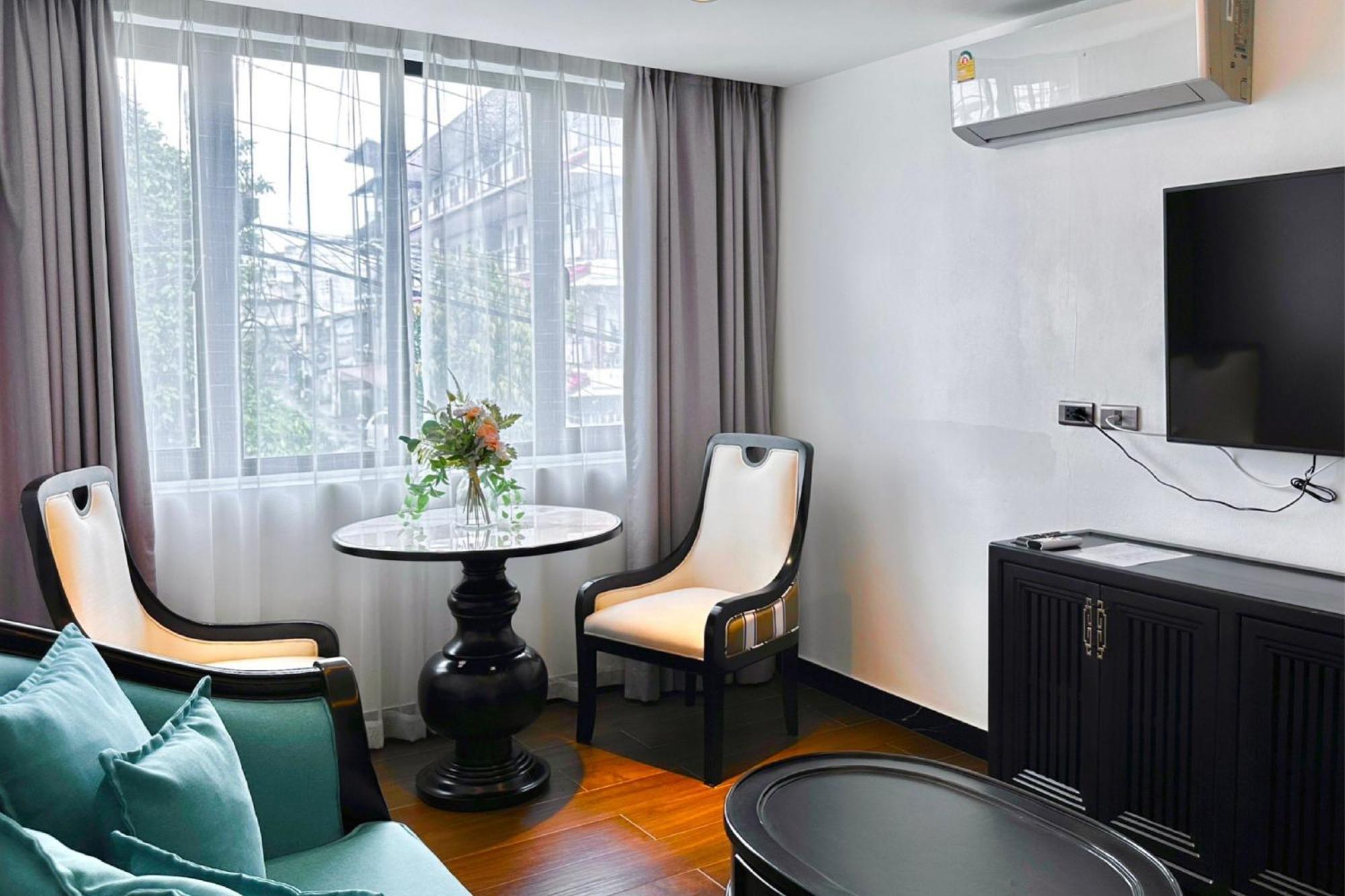 Glory Boutique Suites 清迈古城荣耀精品酒店 Чиангмай Экстерьер фото