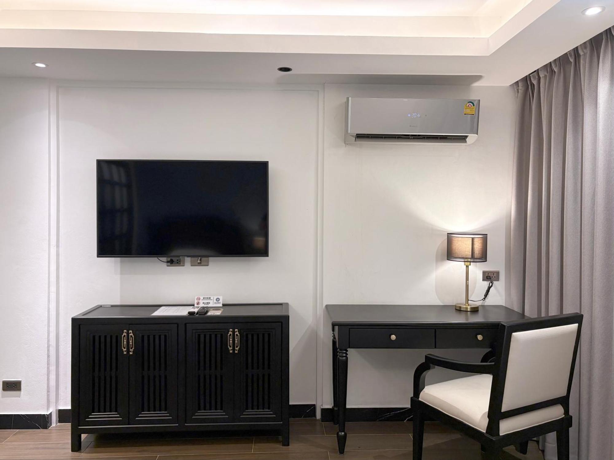 Glory Boutique Suites 清迈古城荣耀精品酒店 Чиангмай Экстерьер фото