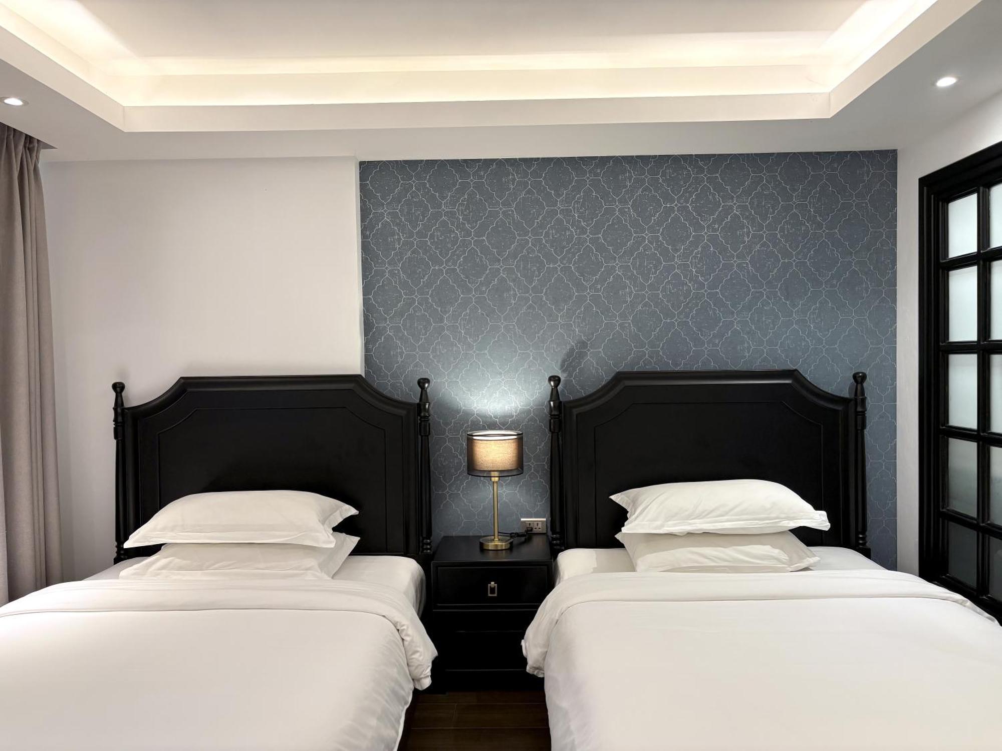 Glory Boutique Suites 清迈古城荣耀精品酒店 Чиангмай Экстерьер фото